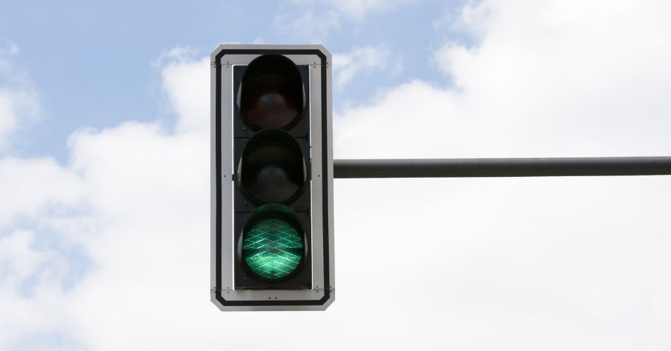 semáforo de trânsito - atualização dos algoritmos do Google